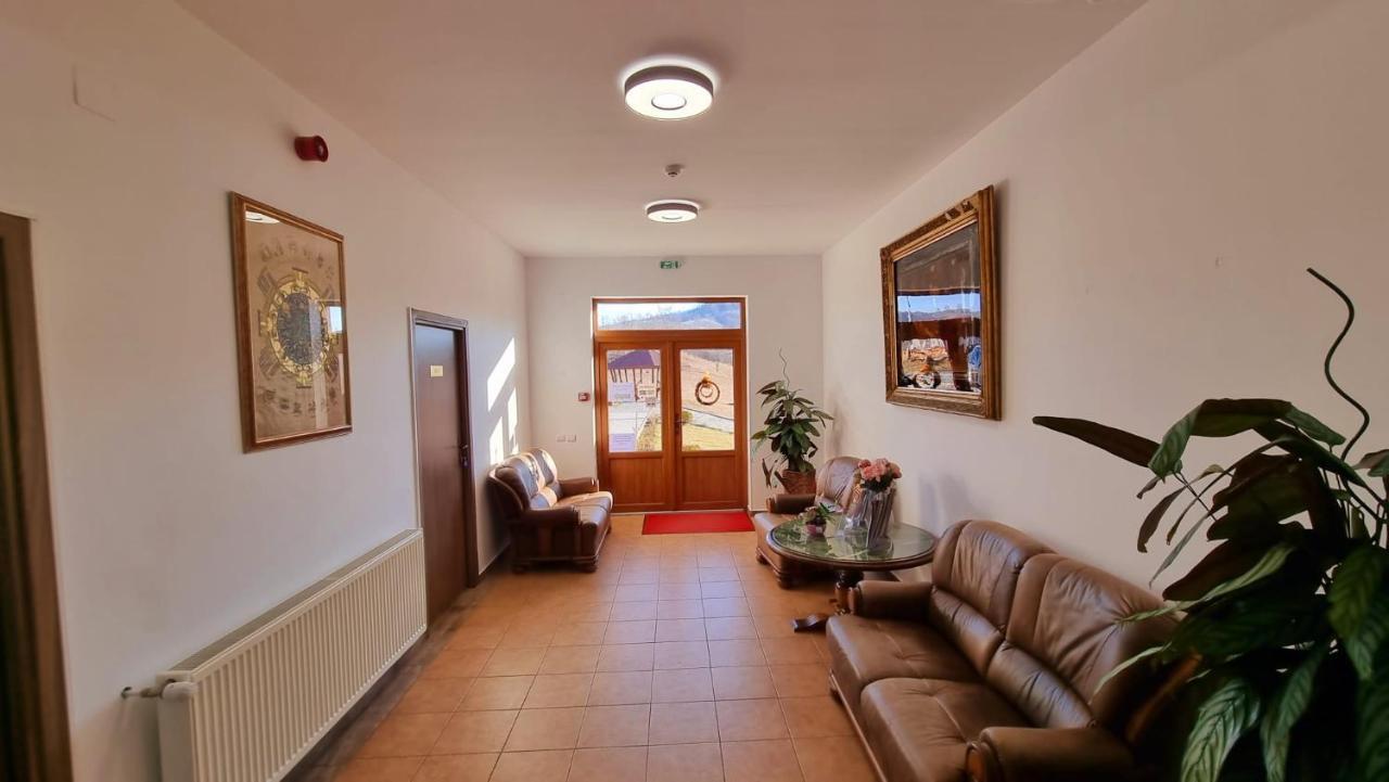 Motel Prislop Haţeg Dış mekan fotoğraf
